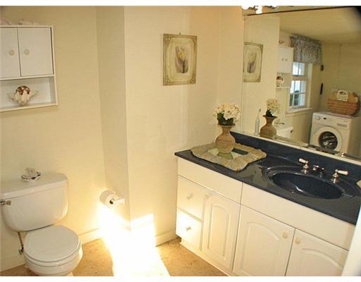 177 Shore Road, Unit 6 Ogunquit, ME 03907 - Photo 7 of 13 Bathroom.
