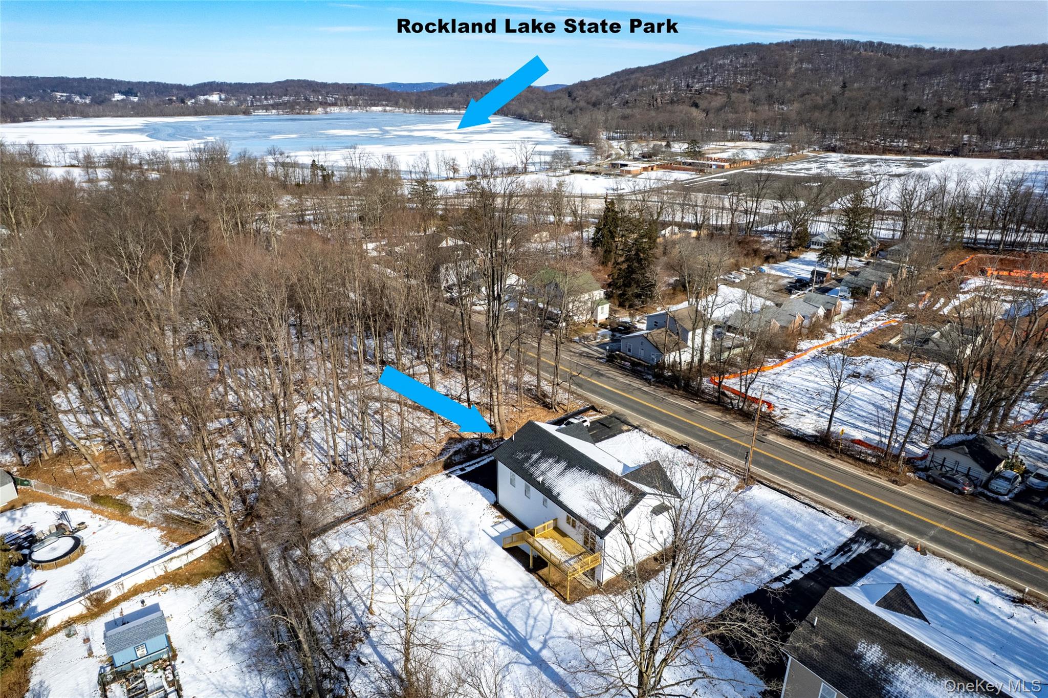 748 9w Route Valley Cottage, NY 10989 - Photo 2 of 31