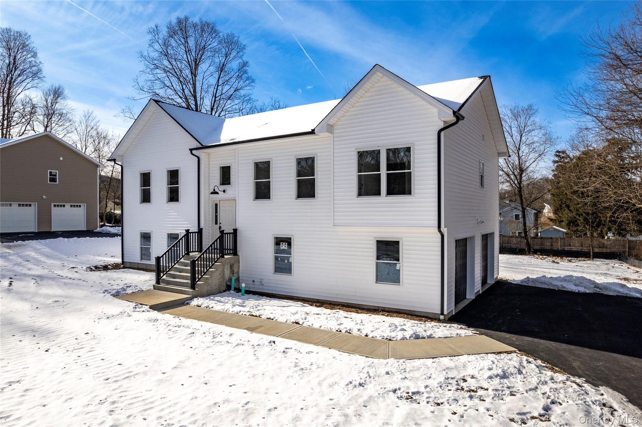 748 9w Route Valley Cottage, NY 10989 - Photo 4 of 31