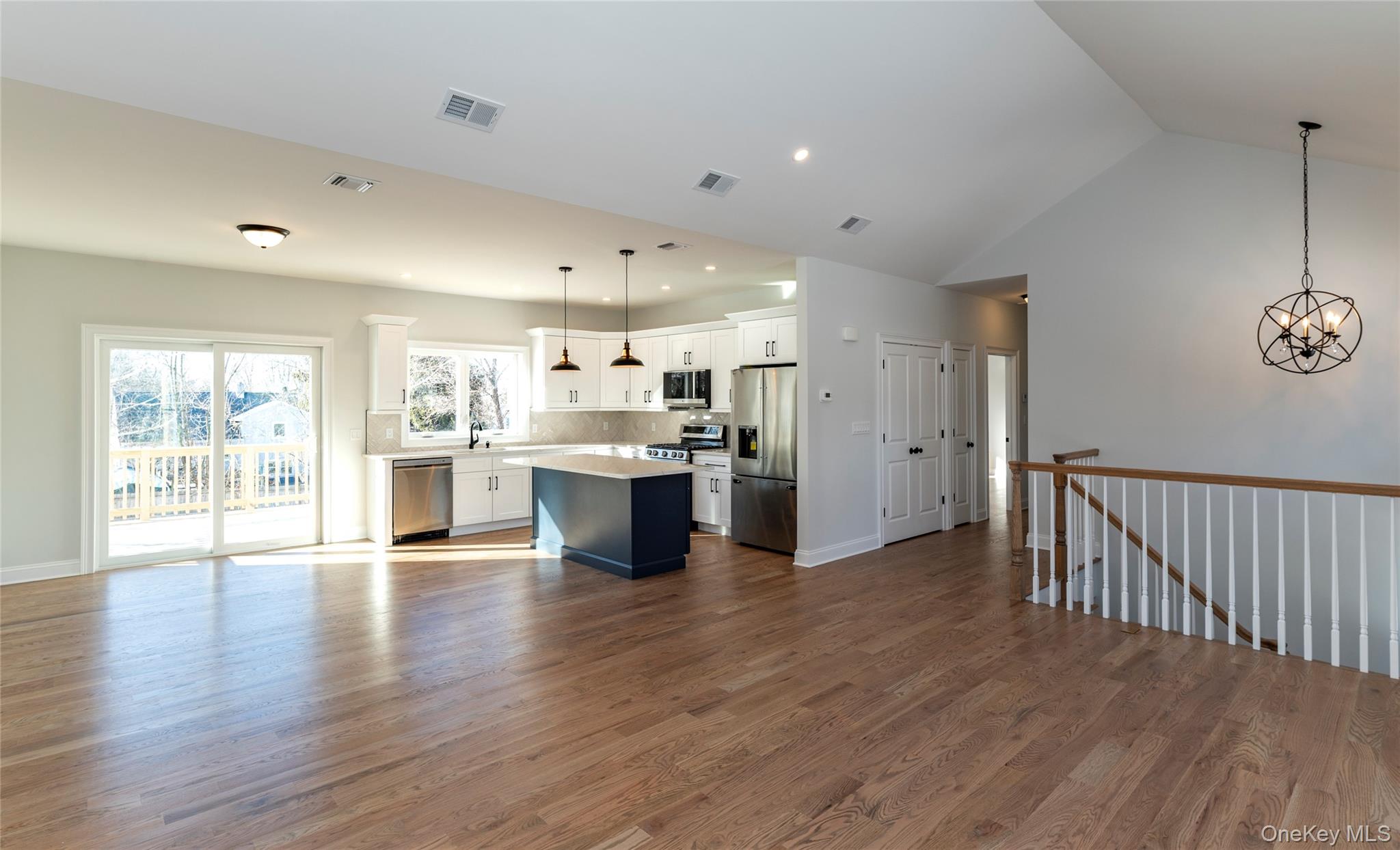 748 9w Route Valley Cottage, NY 10989 - Photo 9 of 31