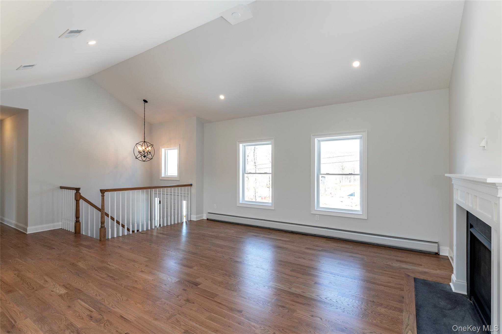 748 9w Route Valley Cottage, NY 10989 - Photo 10 of 31