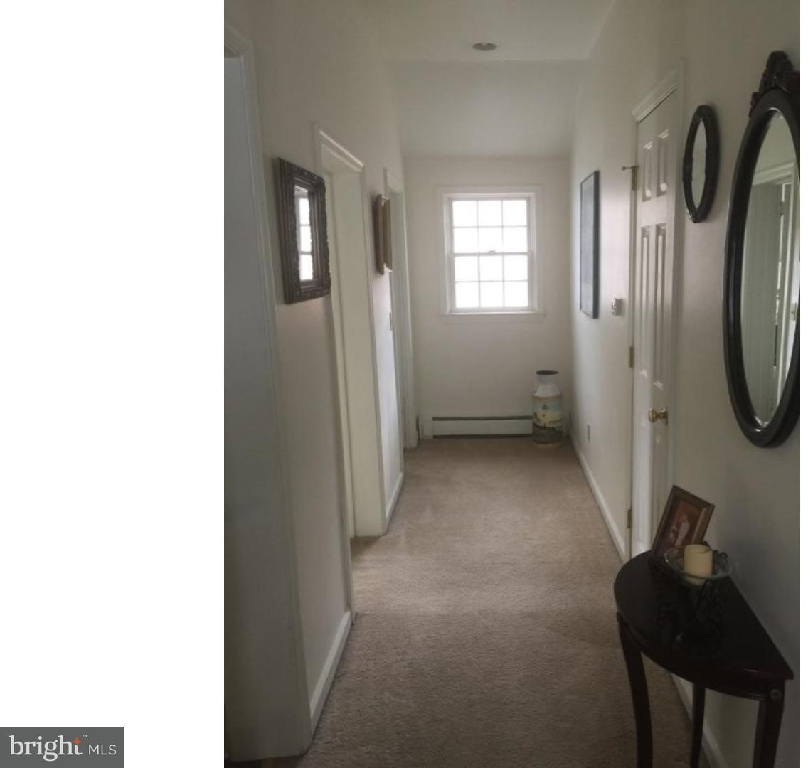 1731 West Doe Run Road Unionville, PA 19348 - Photo 10 of 11 Hallway
