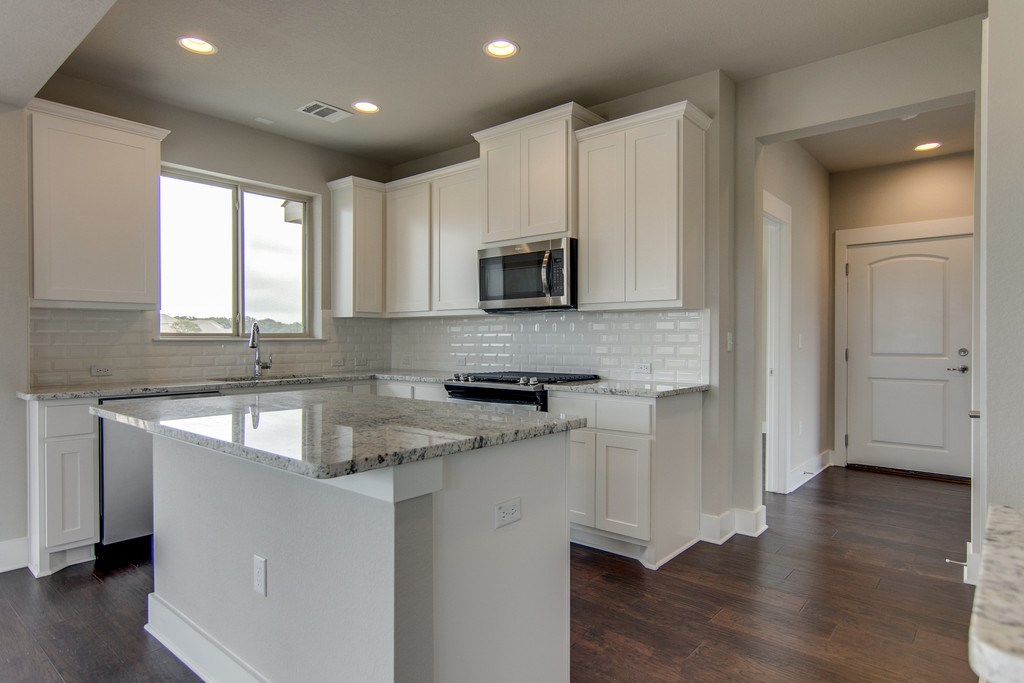 9503 McKnight Loop Austin, TX 78717 - Photo 12 of 32