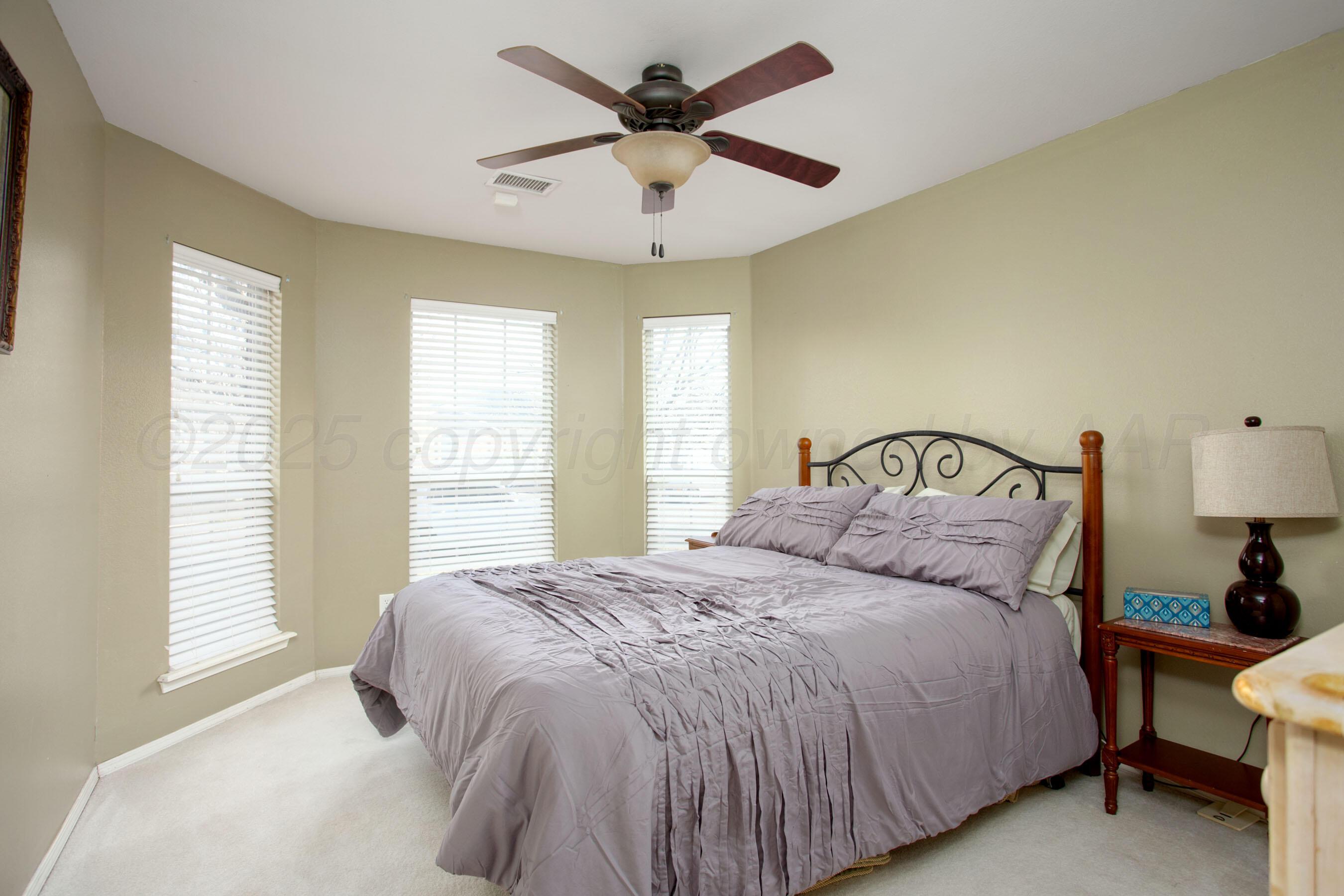 1011 Pikes Peak Drive Amarillo, TX 79110 - Photo 17 of 28 2nd Bedroom