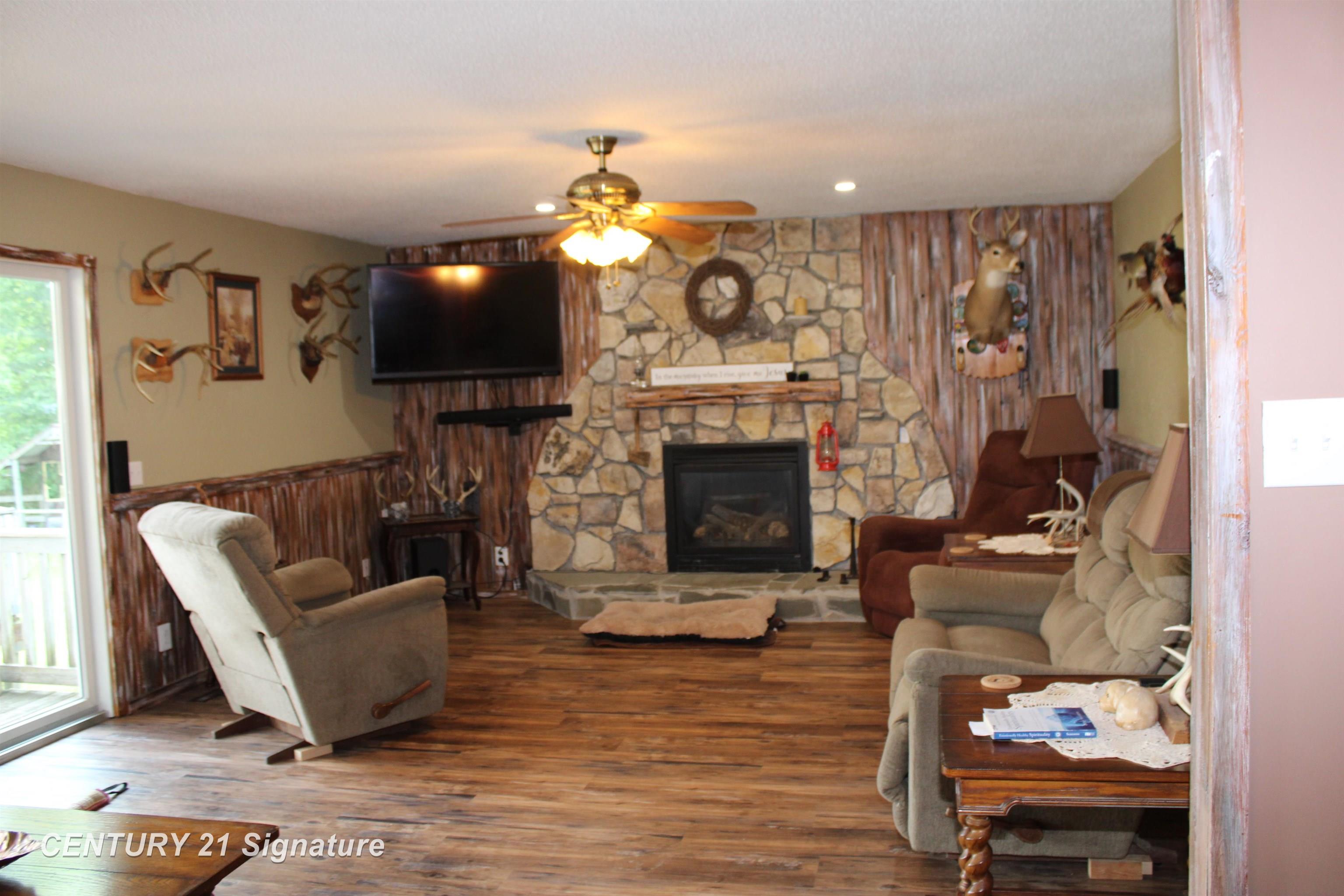 13181 Baumgartner Road St. Charles, MI 48655 - Photo 10 of 29