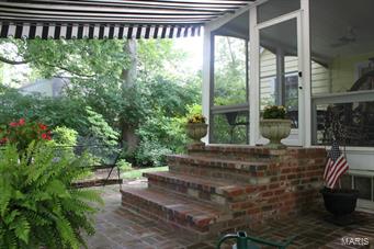 8 Arbor Road Olivette, MO 63132 - Photo 4 of 32 Gallery Image 4