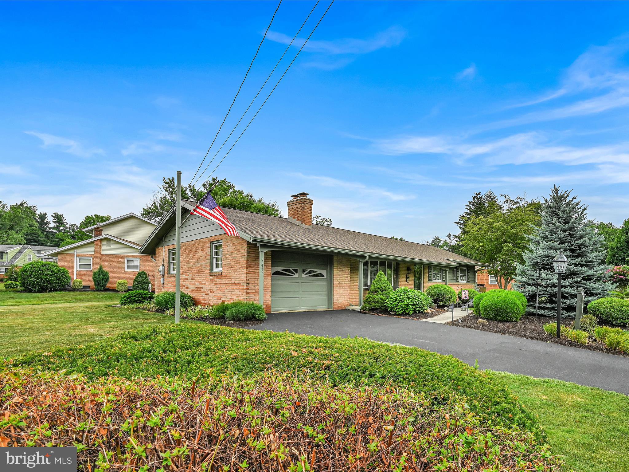 3249 Nolt Road Lancaster, PA 17601 - Photo 3 of 30 Front