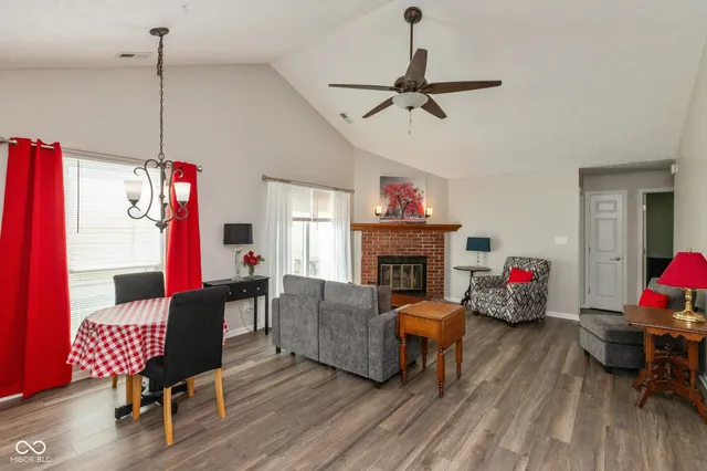 $275,000 | 9456 Charter Drive, Indianapolis, IN 46250