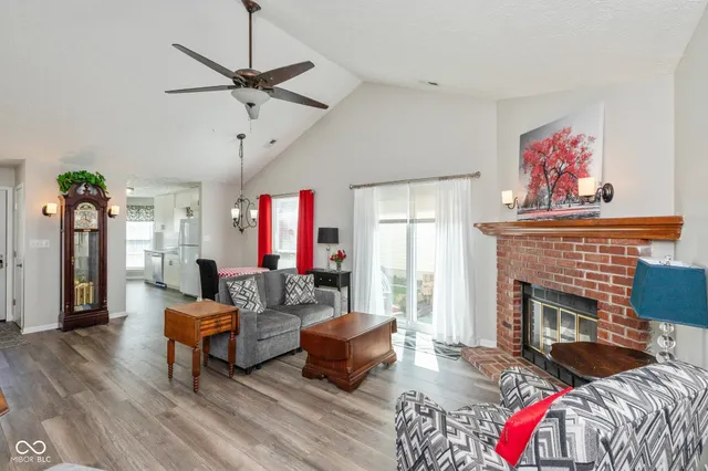 $275,000 | 9456 Charter Drive, Indianapolis, IN 46250