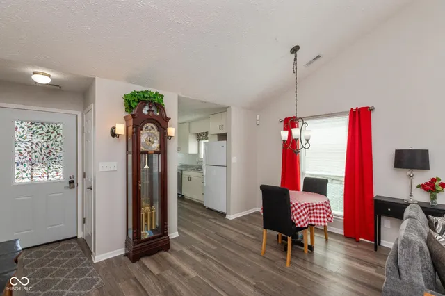 $275,000 | 9456 Charter Drive, Indianapolis, IN 46250