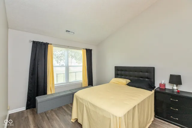 $275,000 | 9456 Charter Drive, Indianapolis, IN 46250