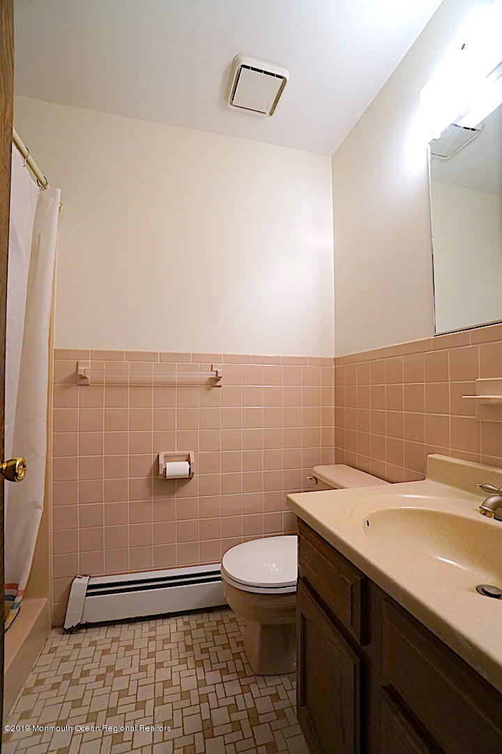 312 Riviera Drive Forked River, NJ 08731 - Photo 11 of 33 DSC01696
