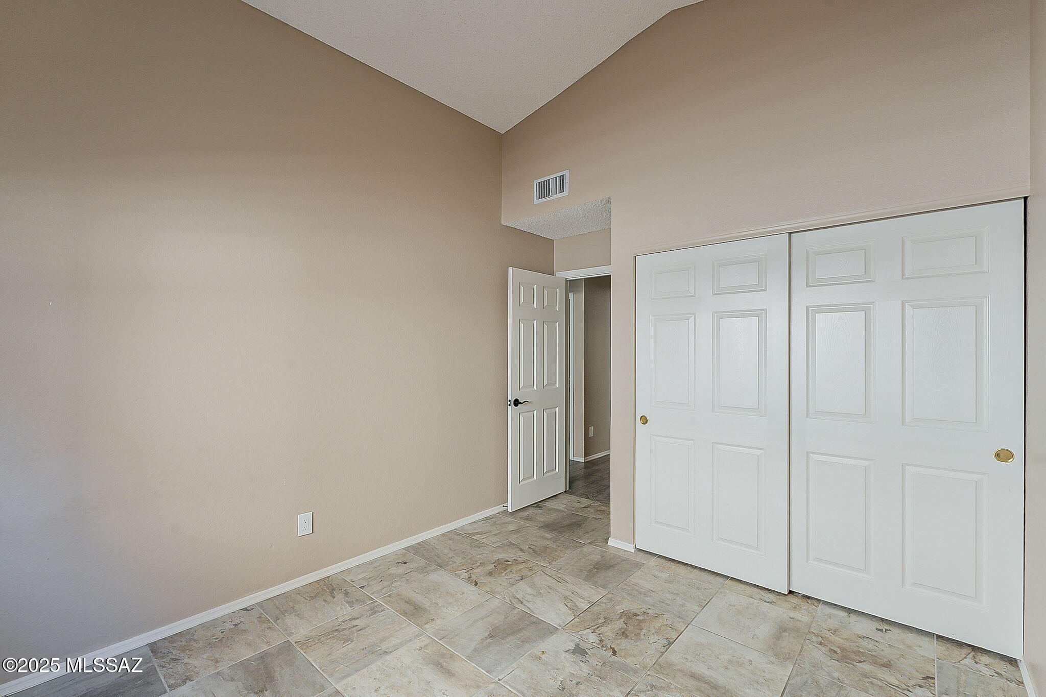 3601 West Sky Ridge Loop Tucson, AZ 85742 - Photo 19 of 31