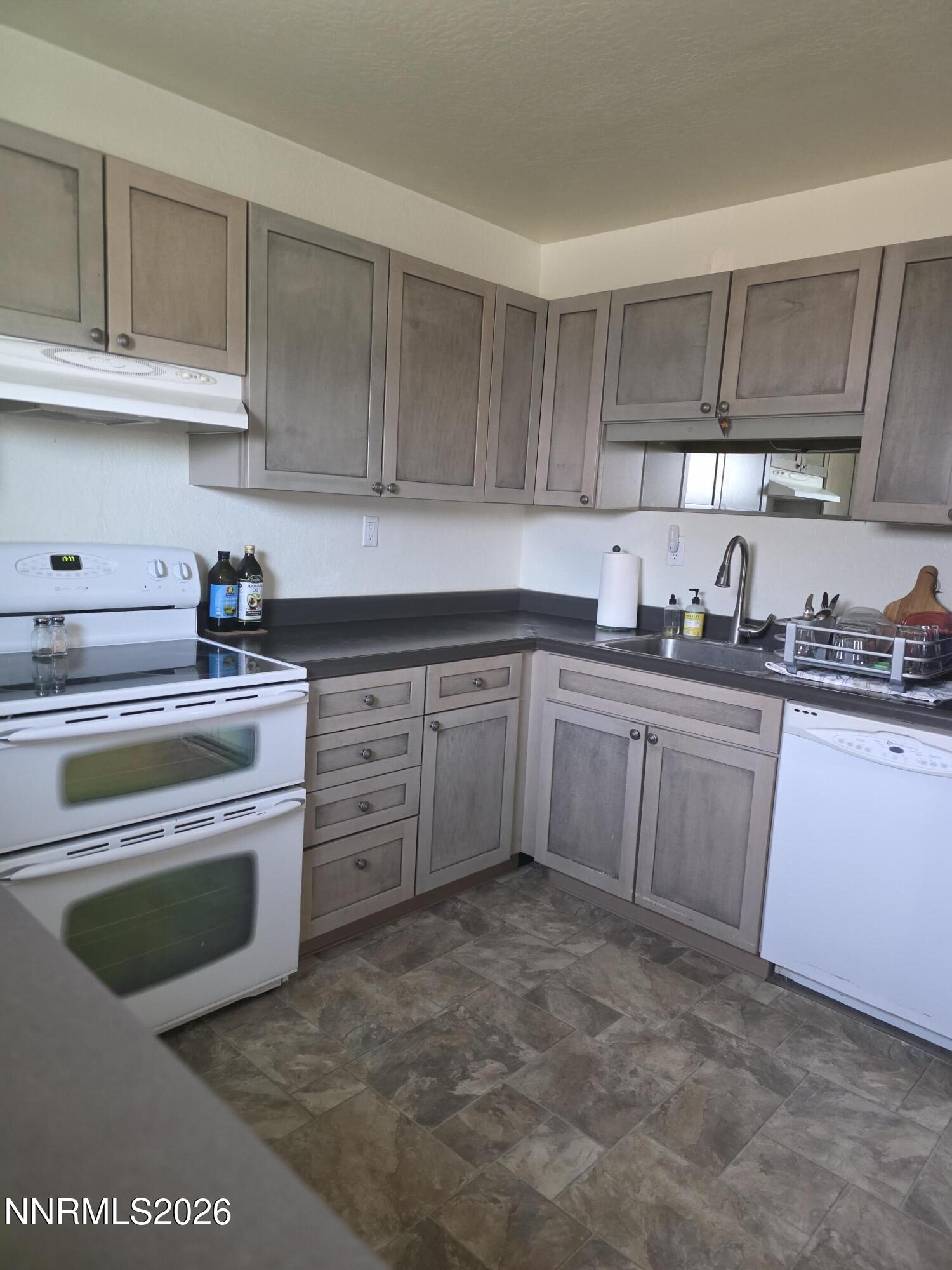 359 E Street Hawthorne, NV 89415 - Photo 12 of 30 23841