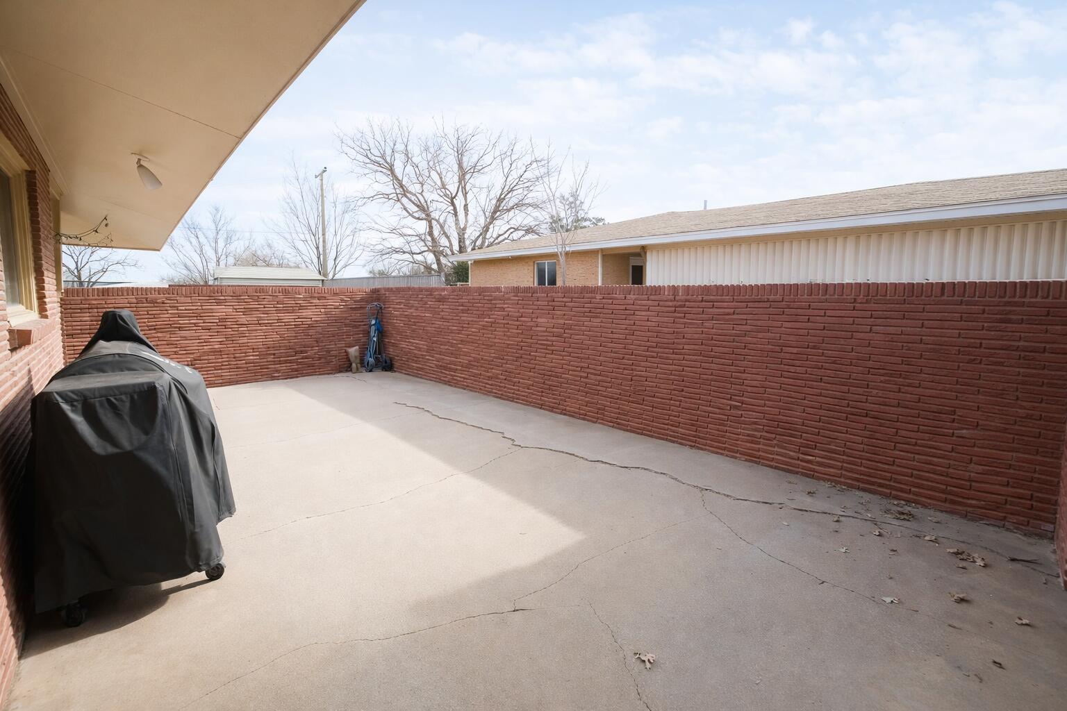730 South 17th Street Slaton, TX 79364 - Photo 19 of 23 a view of basement