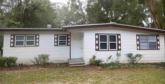 $2,000 | 1641 Mayhew Street, Tallahassee, FL 32304
