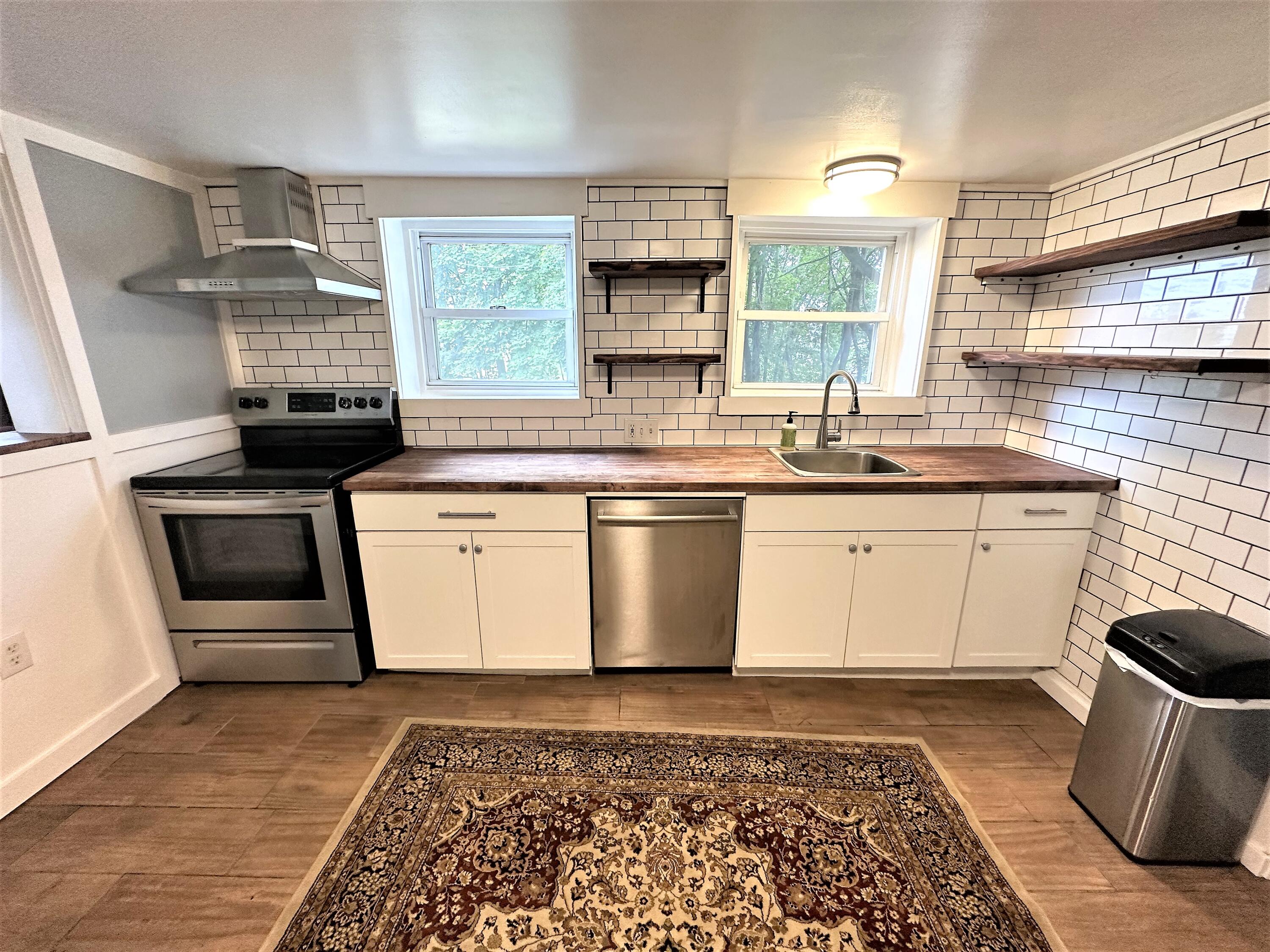 3 York Street Augusta, ME 04330 - Photo 12 of 41 IMG_5274