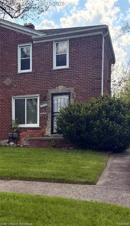 $1,200 | 18103 Schaefer Highway, Detroit, MI 48235