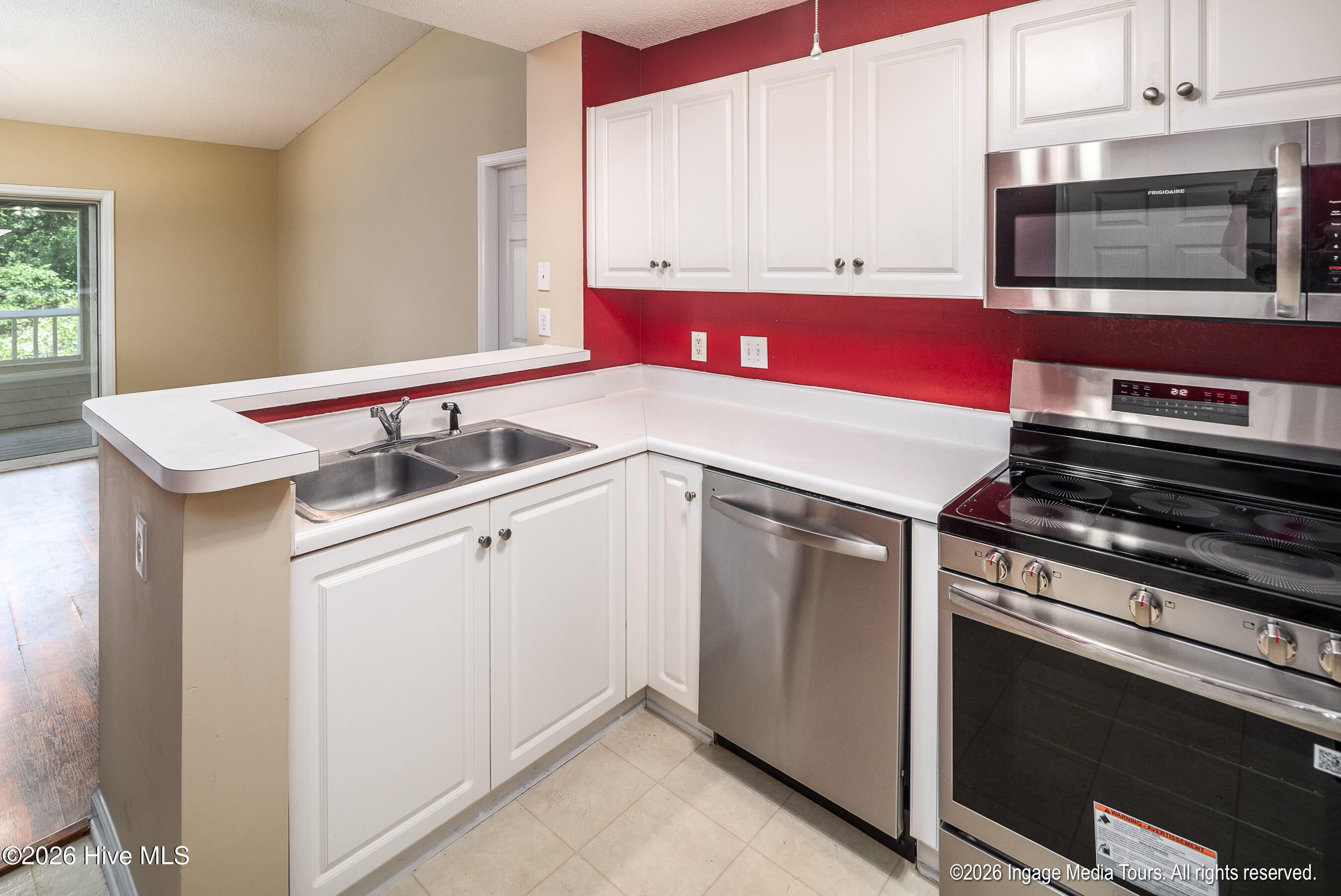 515 Spring Forest Road, Unit E Greenville, NC 27834 - Photo 12 of 27 20260520 MLS C_Barber Pickups-SCREEN-2