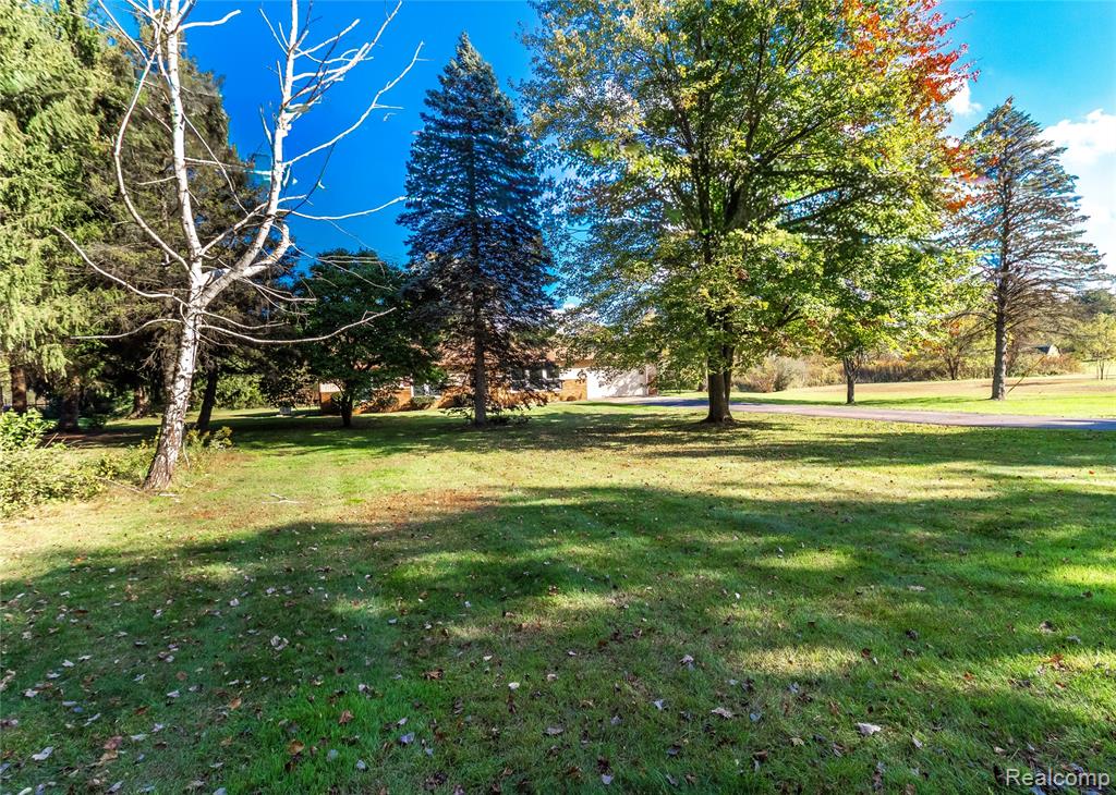 6208 Marathon Road Otter Lake, MI 48464 - Photo 25 of 34