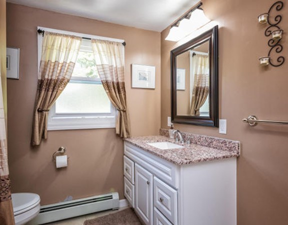 50 Forest Road Salisbury, MA 01952 - Photo 7 of 13