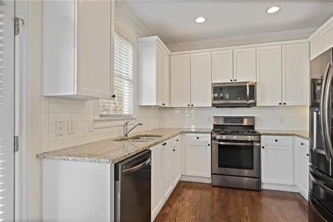 $639,000 | 1655 Barfield Run Northwest, Atlanta, GA 30318