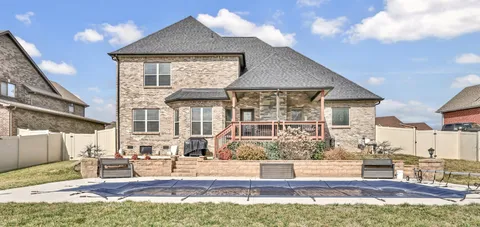 a house view with a outdoor space