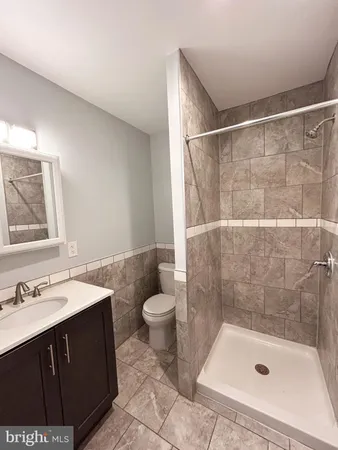 $1,995 | 157 East Duval Street, Philadelphia, PA 19144