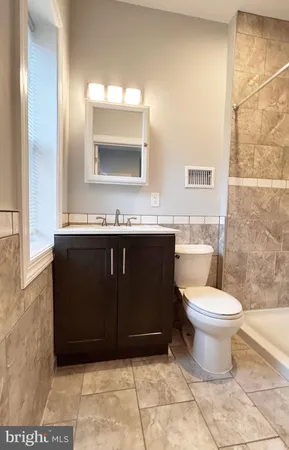 $1,995 | 157 East Duval Street, Philadelphia, PA 19144