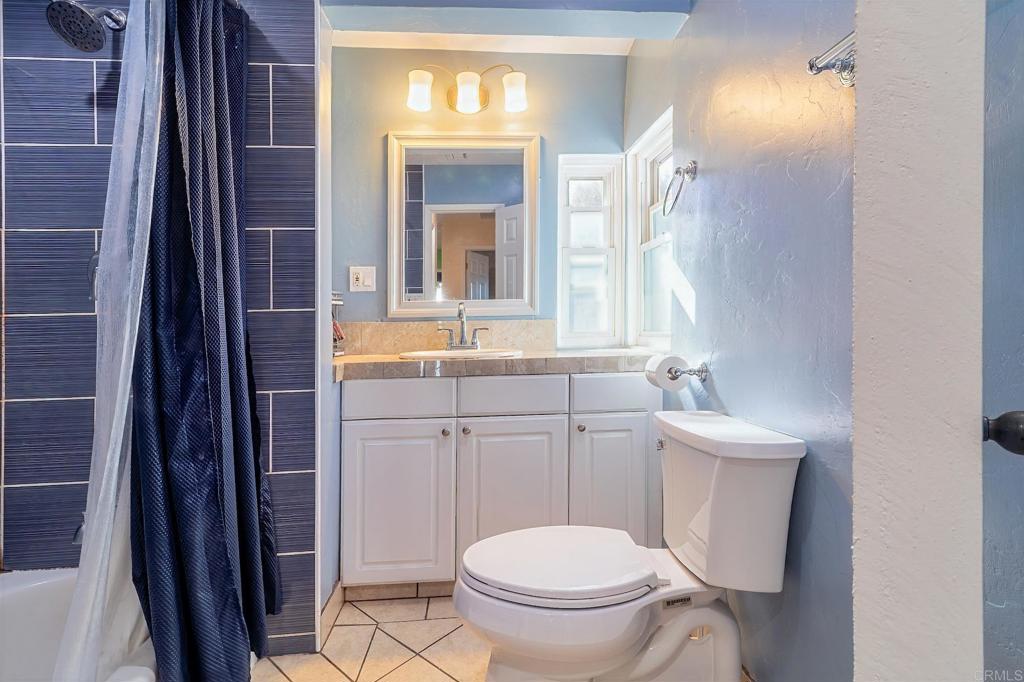 431 Debby Street Fallbrook, CA 92028 - Photo 7 of 18