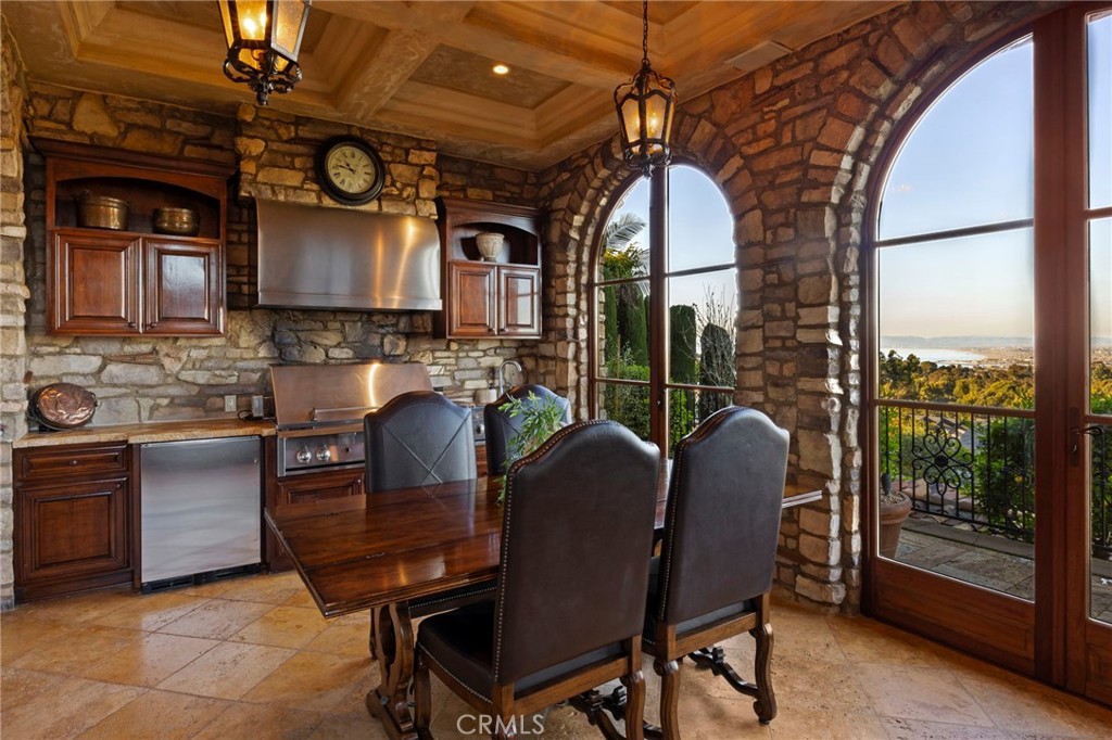 4 Yellow Brick Road Rancho Palos Verdes, CA 90275 - Photo 19 of 40 Indoor/Outdoor Kitchen w/ Ocean View