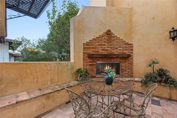 a view of outdoor space yard and patio