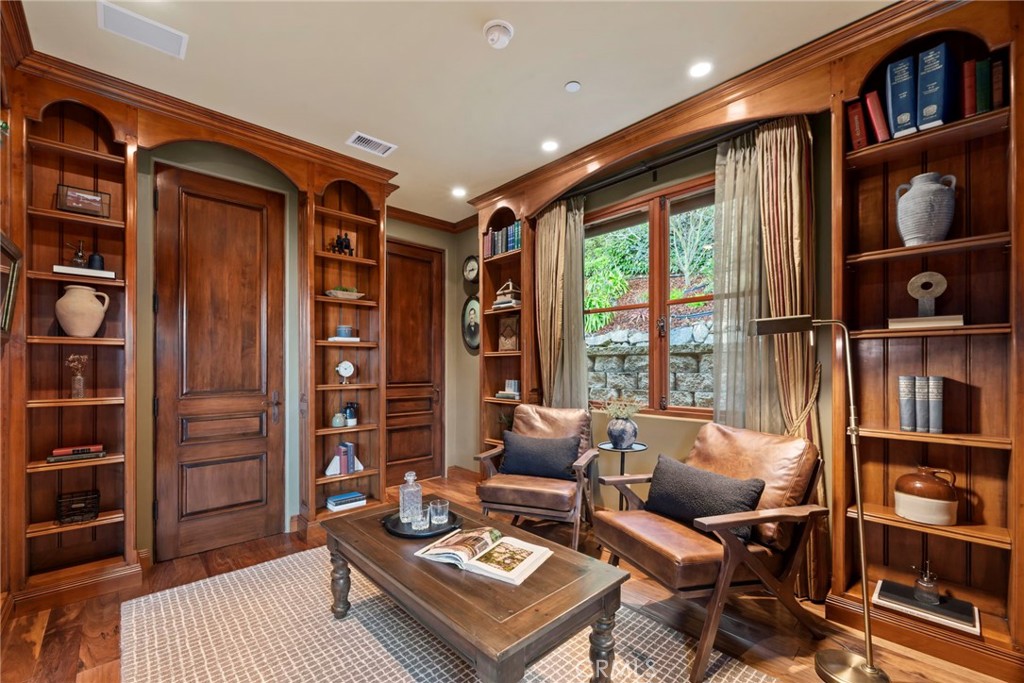 4 Yellow Brick Road Rancho Palos Verdes, CA 90275 - Photo 26 of 40 Library (6th Bedroom)