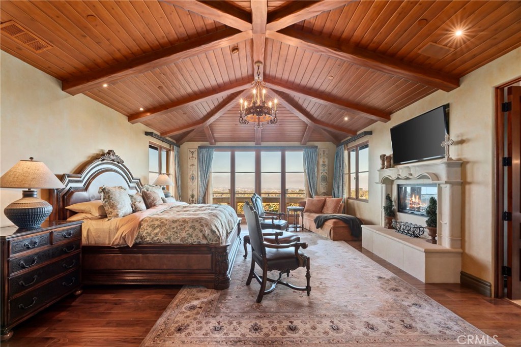 4 Yellow Brick Road Rancho Palos Verdes, CA 90275 - Photo 5 of 40 Primary Bedroom