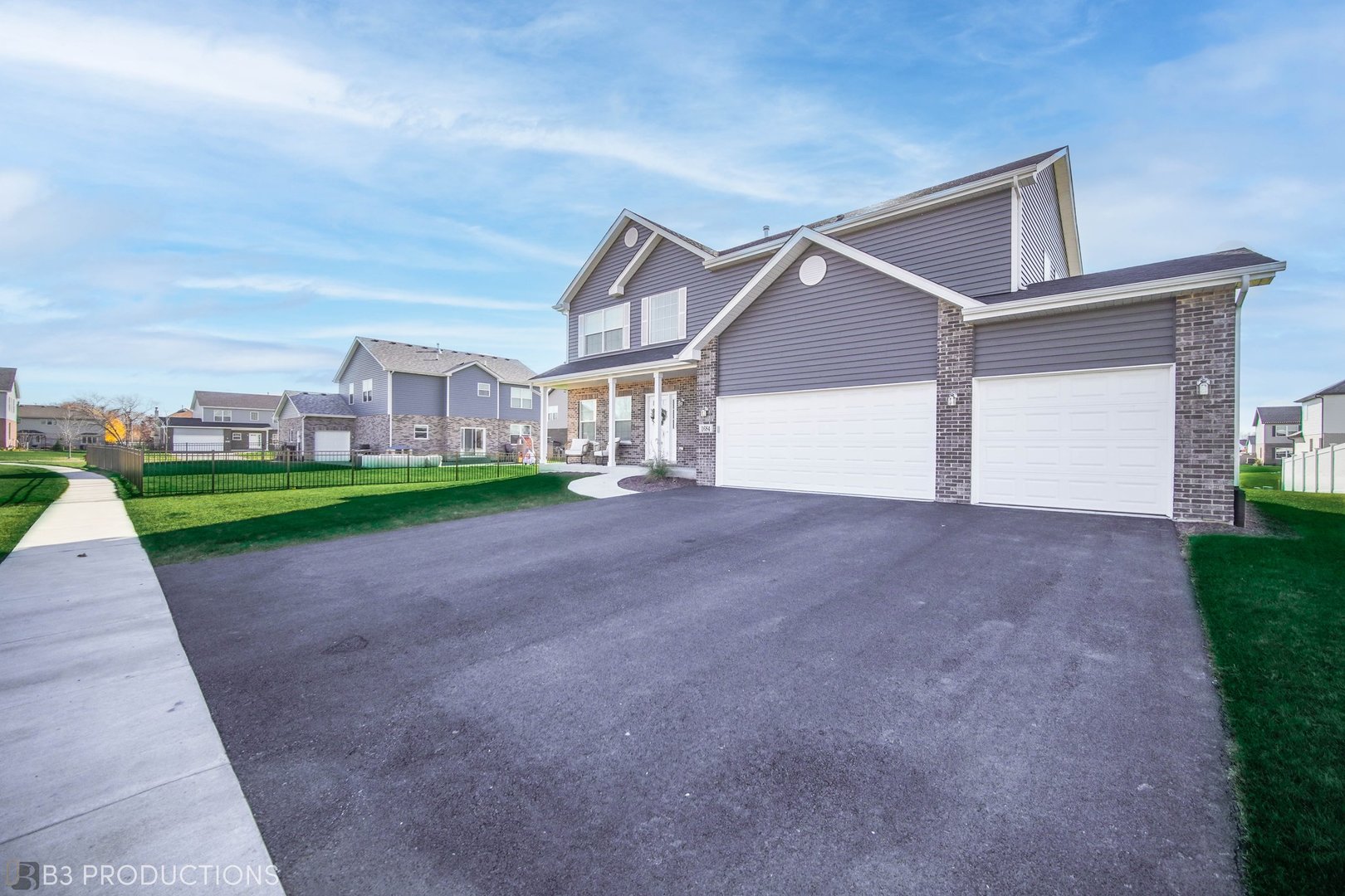 1684 Edentenny Road New Lenox, IL 60451 - Photo 22 of 22 a house view with a outdoor space