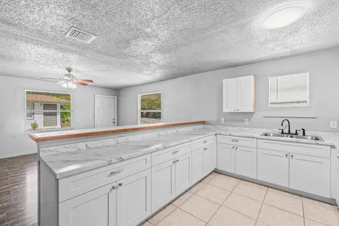 $550,000 | 1661 West 27th Street, Unit A & B, Riviera Beach, FL 33404