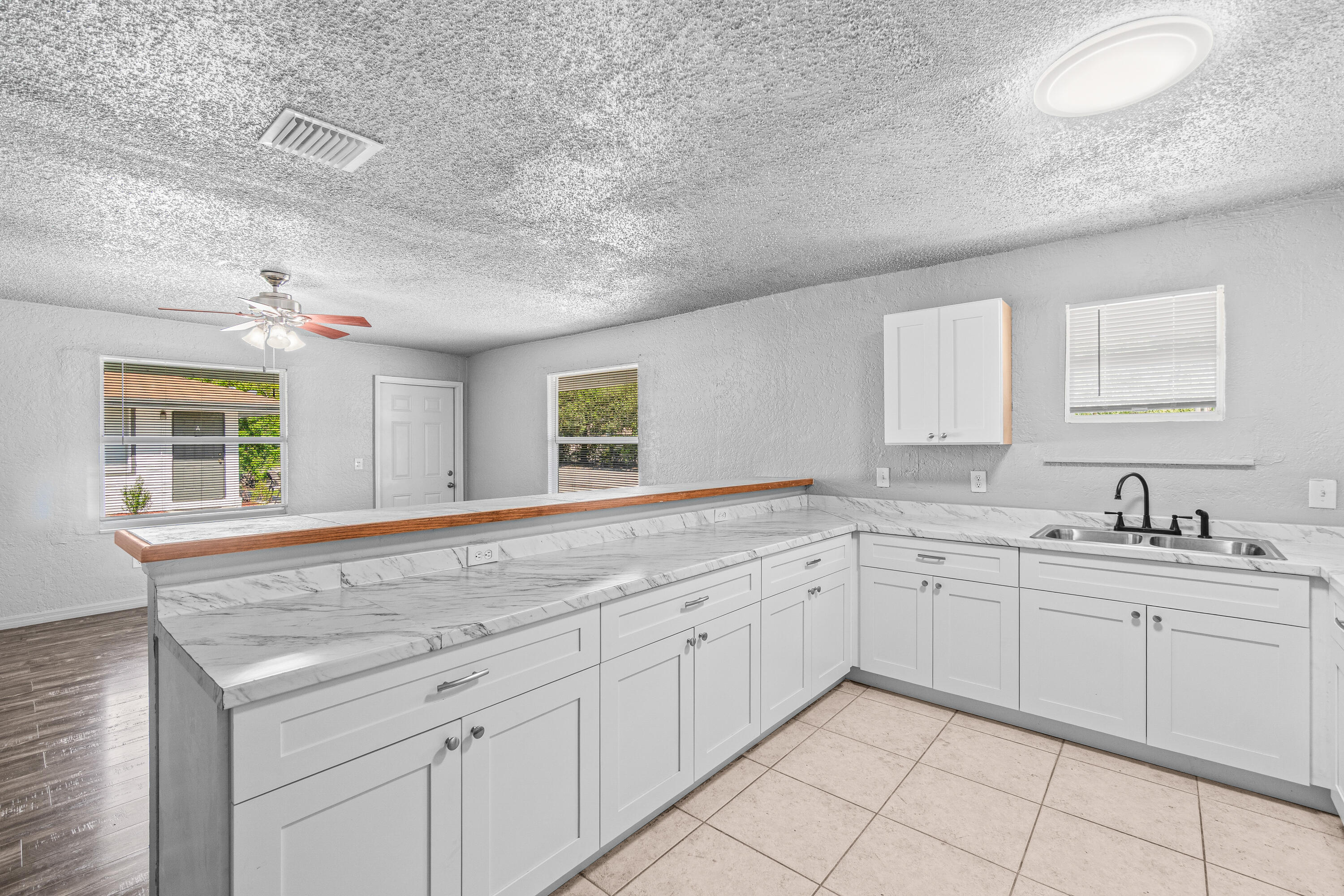 1661 West 27th Street, Unit A & B Riviera Beach, FL 33404 - Photo 7 of 19 kitchen