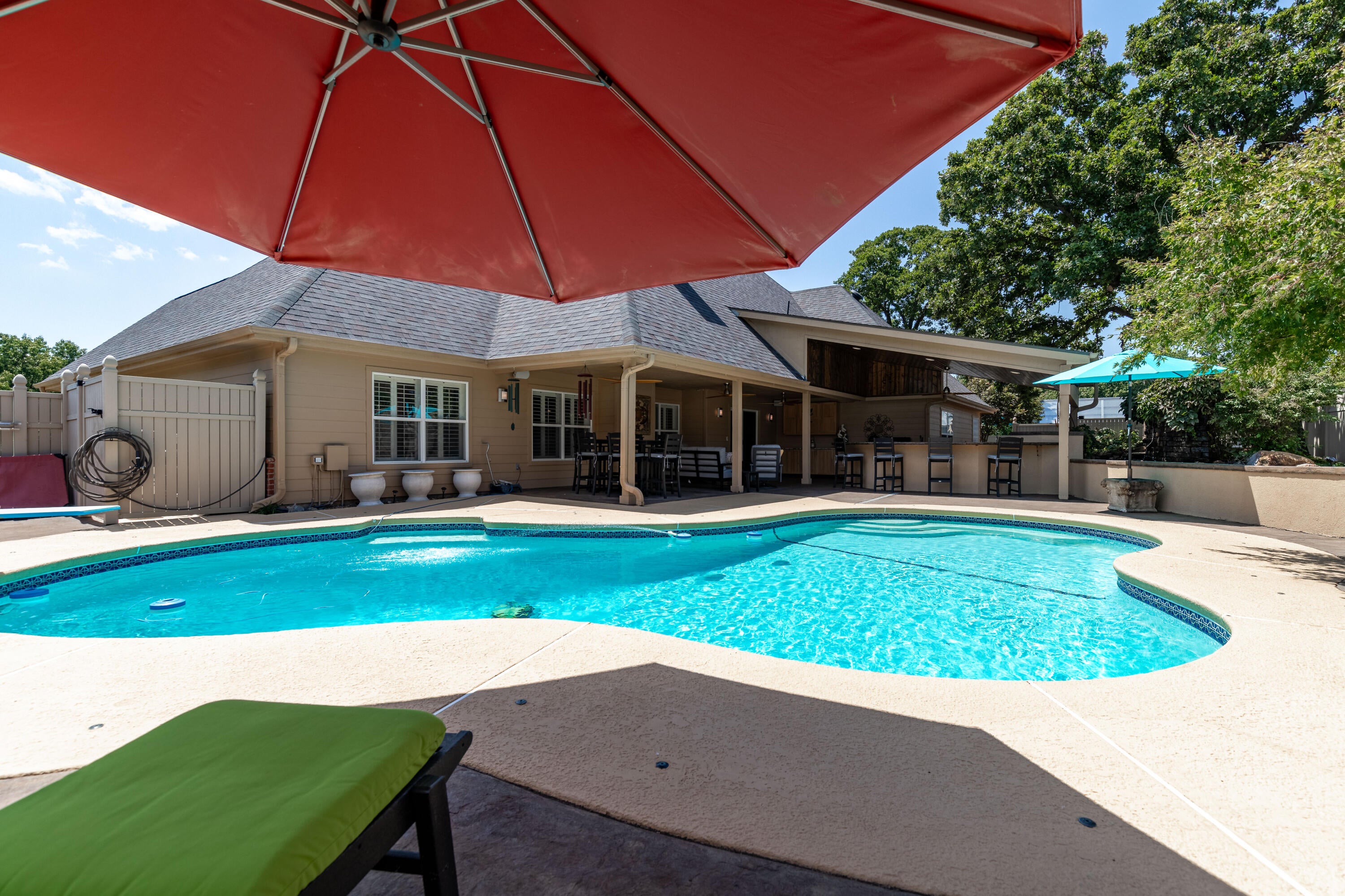 59072 East 301 Road Grove, OK 74344 - Photo 49 of 55 Gunite Pool