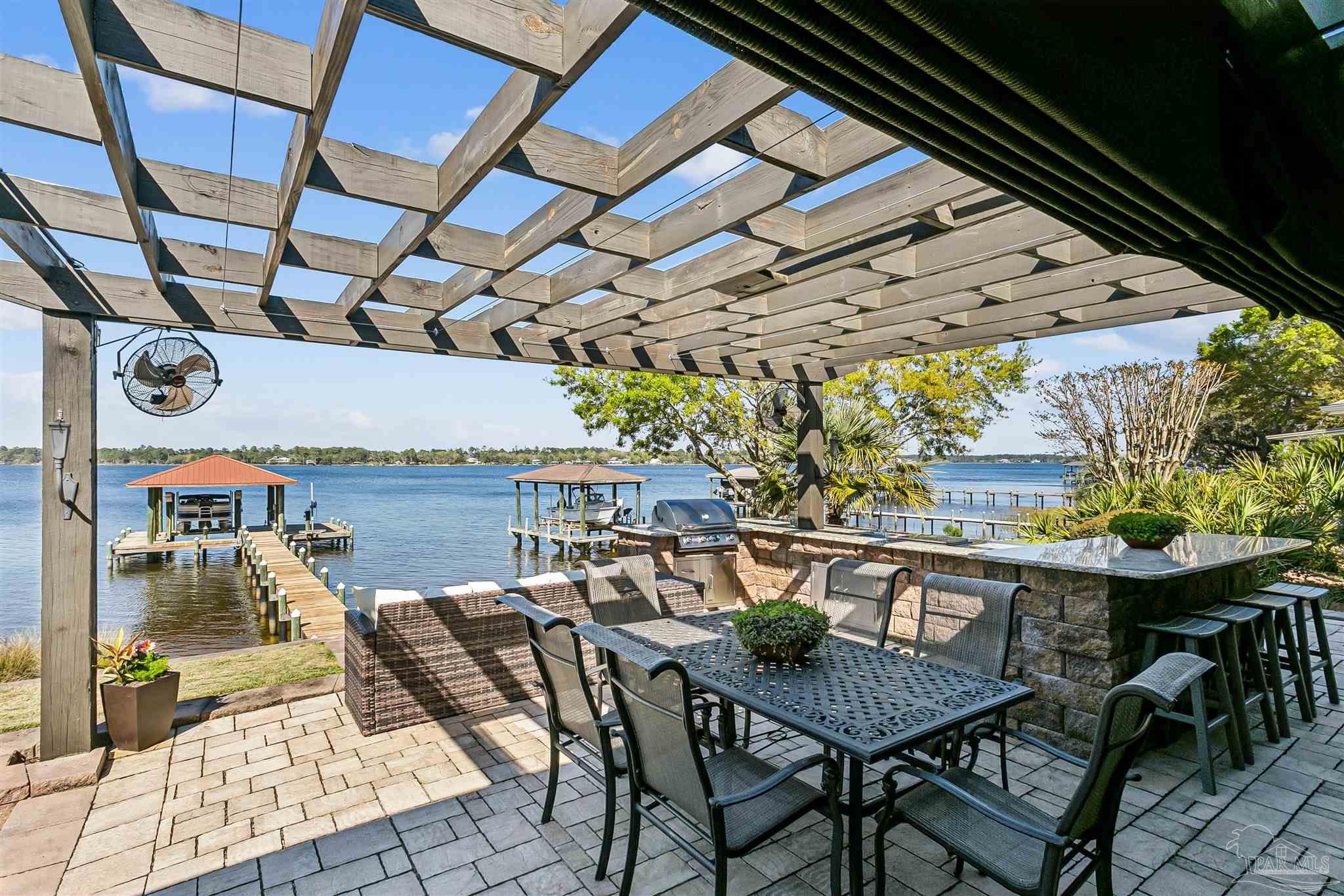 7502 Old Bay Pointe Road Milton, FL 32583 - Photo 2 of 51 Gallery Image 2
