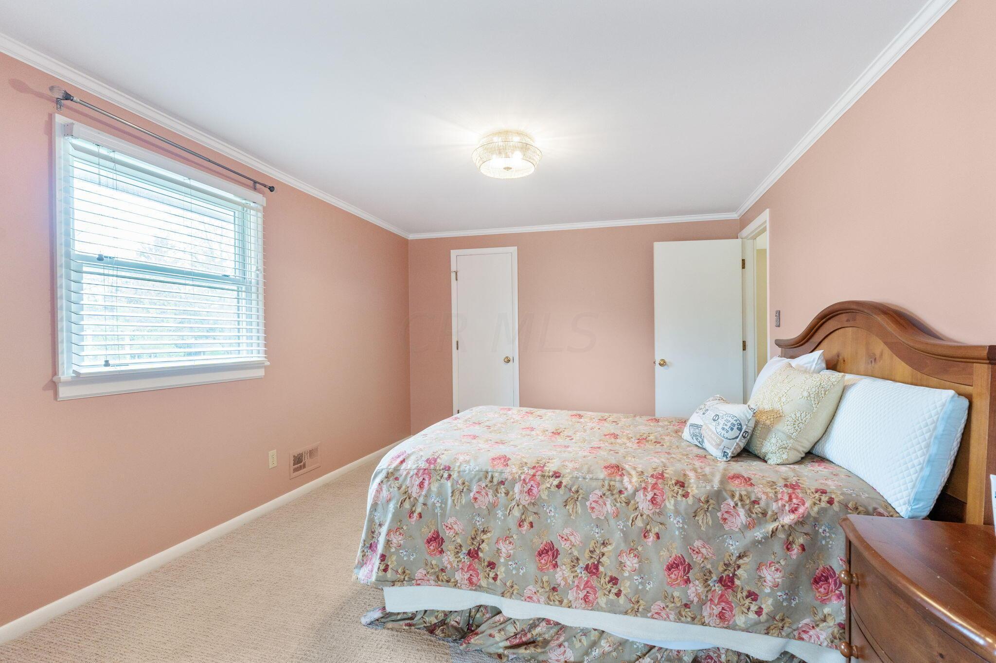 2225 Sheringham Road Columbus, OH 43220 - Photo 45 of 84 2225 Sheringham Rd (Interior)-39
