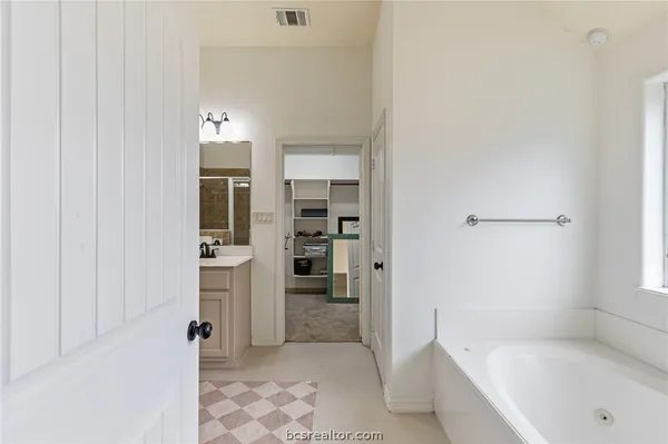 $3,300 | 1203 Beacon Court, College Station, TX 77845