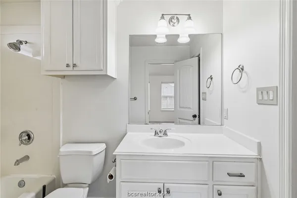 $3,300 | 1203 Beacon Court, College Station, TX 77845