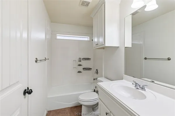 $3,300 | 1203 Beacon Court, College Station, TX 77845