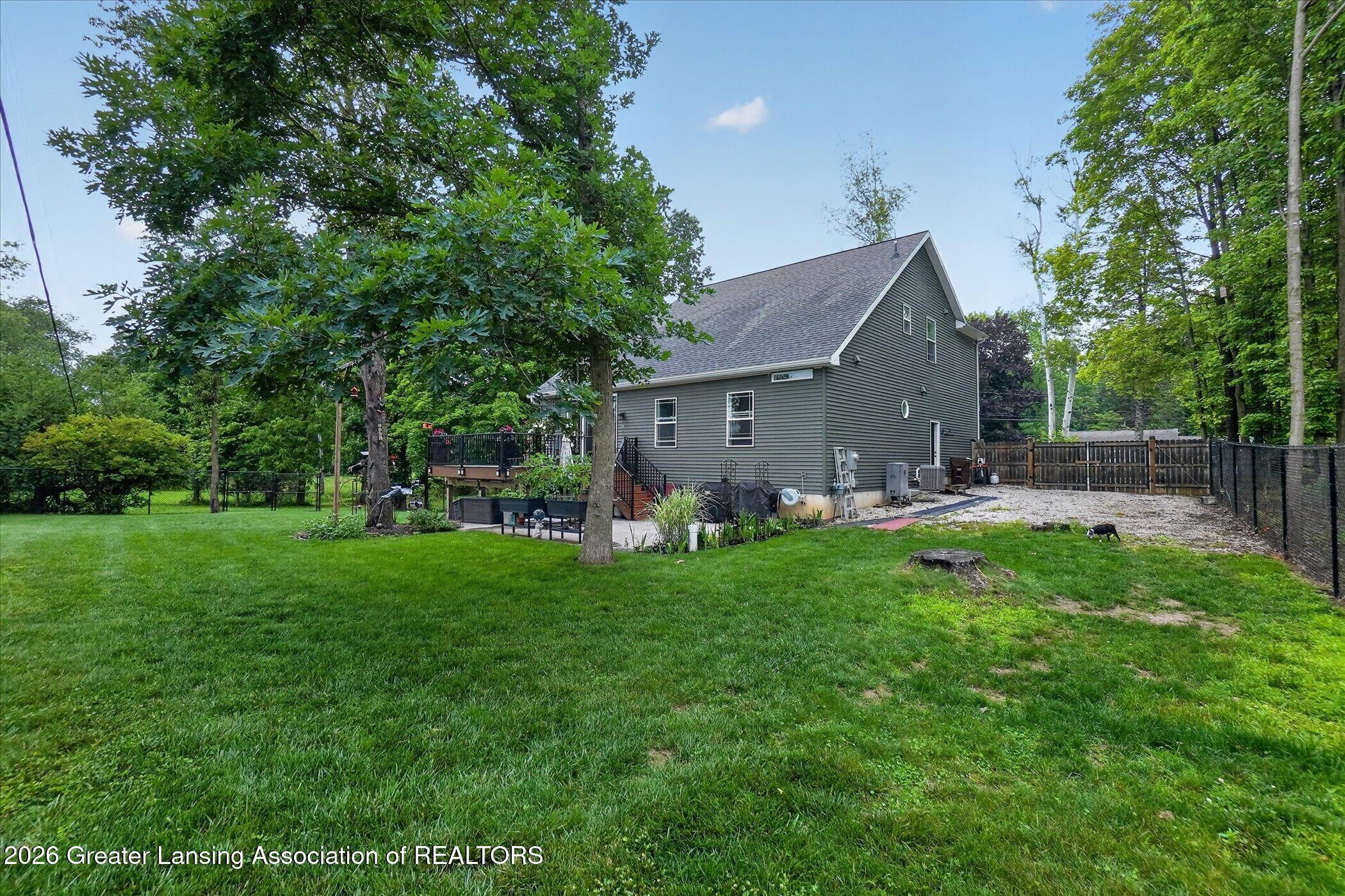 1695 West Solon Road Dewitt, MI 48820 - Photo 39 of 50 40-1695-W-Solon-Rd-WindowStill