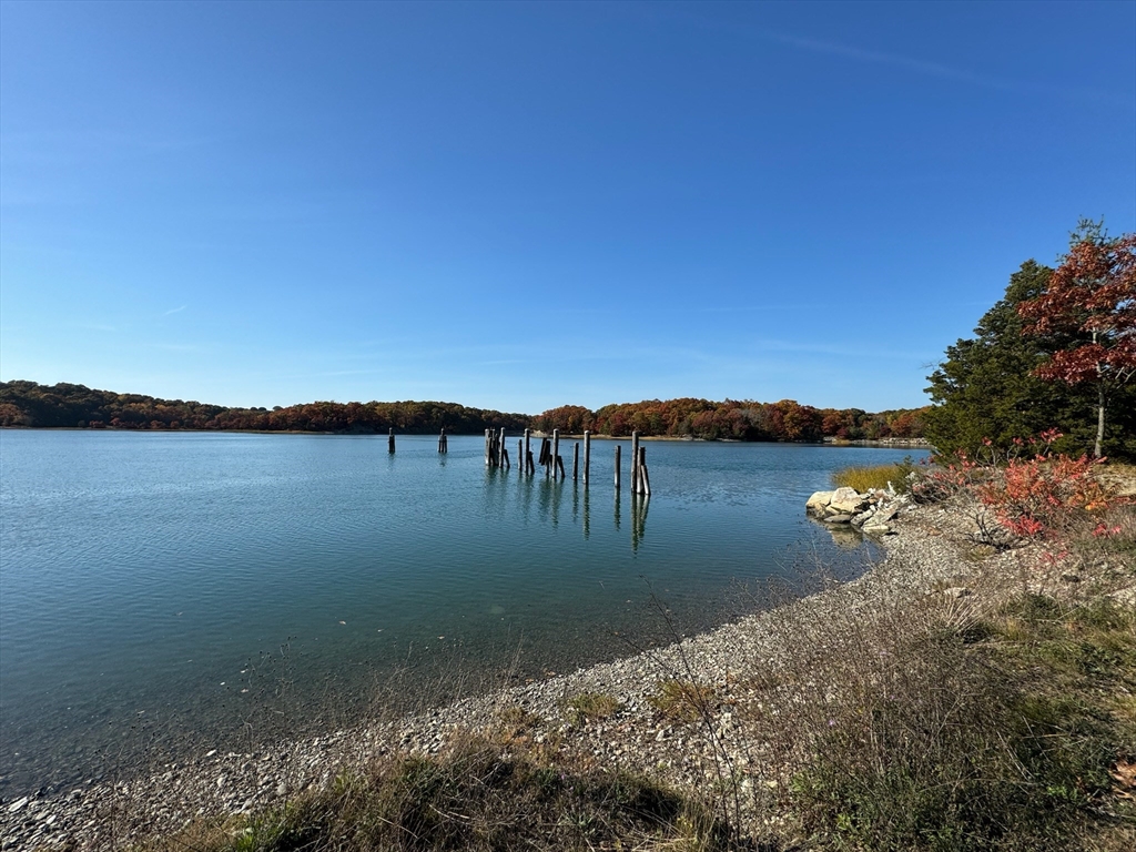 3 Beal's Cove Road, Unit H Hingham, MA 02043 - Photo 11 of 13 a view of lake