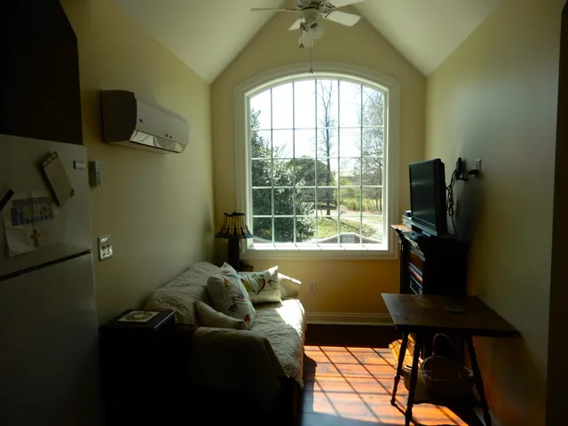 $1,399,900 | 135 Allegheny Road, Gilbertsville, KY 42044