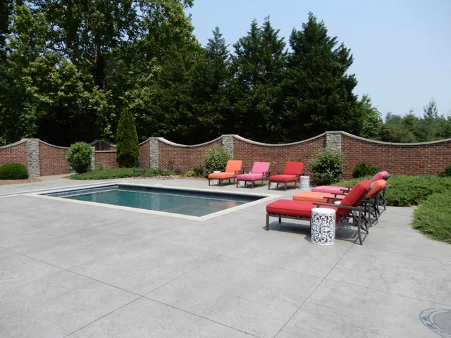 $1,399,900 | 135 Allegheny Road, Gilbertsville, KY 42044