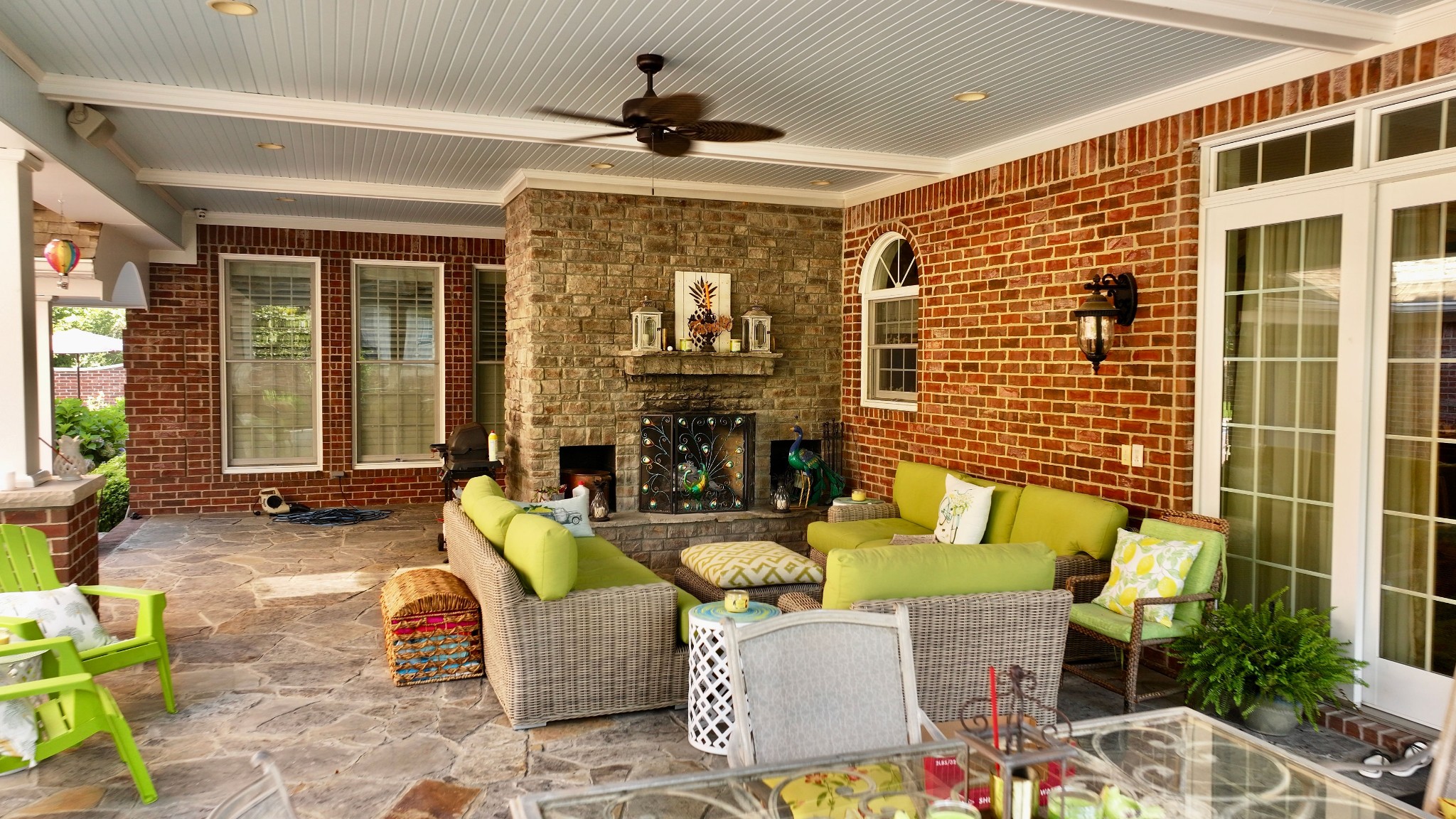 135 Allegheny Road Gilbertsville, KY 42044 - Photo 74 of 78 a living room with furniture and a large window
