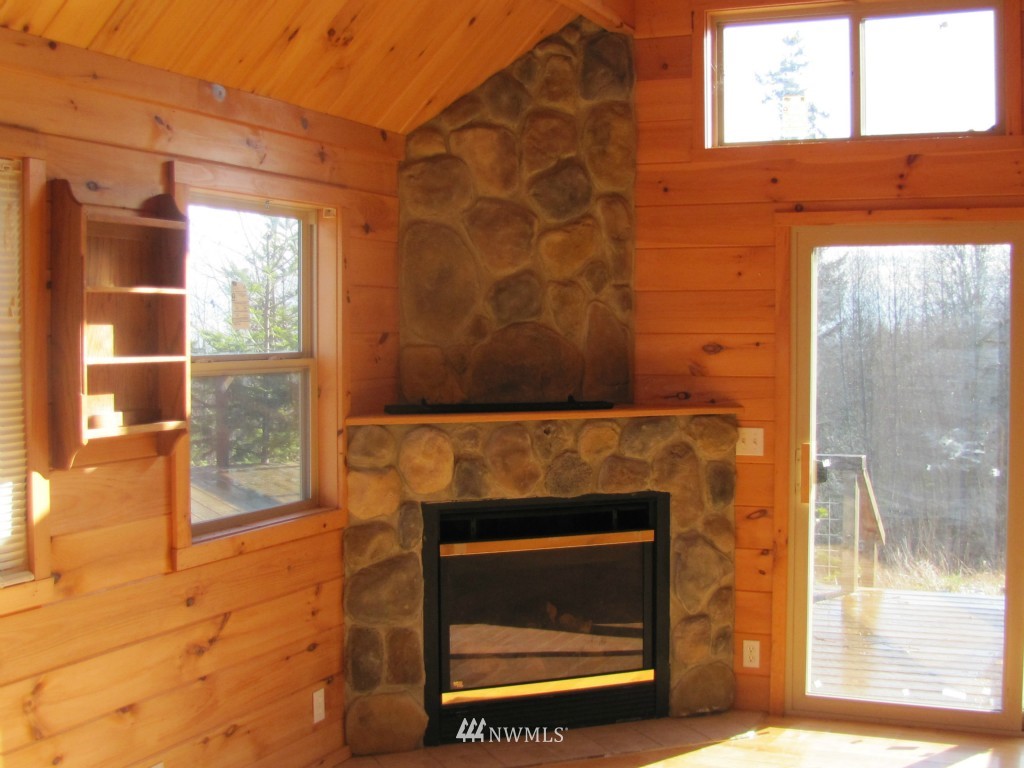 115 East Old Mill Road Port Angeles, WA 98362 - Photo 4 of 13 Gallery Image 4