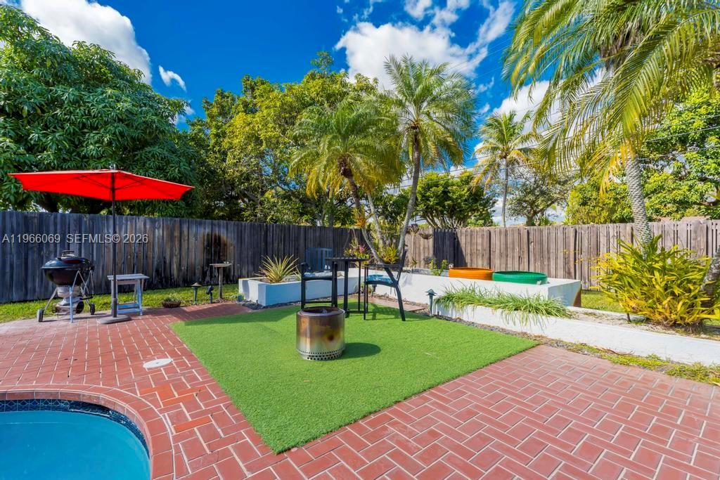5201 Jefferson Street Hollywood, FL 33021 - Photo 22 of 28